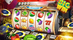 Màn hình game nổ hũ jackpot trên cm8 hiển thị hũ thưởng lũy tiến hấp dẫn dành cho người chơi Việt Nam